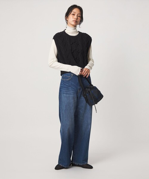 green label relaxing（グリーンレーベルリラクシング）の「［size SHORTあり］テレコ タートルネック プルオーバー（Tシャツ/カットソー・レディース・モカ/ライトグレー/ブラック/オフホワイト/ダークグレー/ベージュ/イエロー/ダークブラウン/その他1・FREE/SHORT）」の13枚目の写真