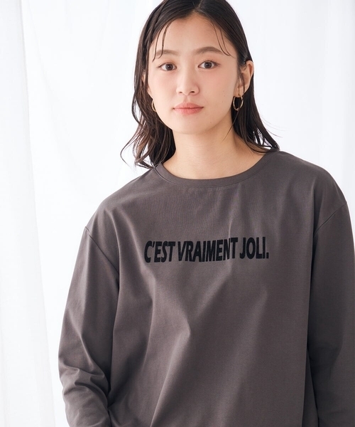 a.v.v(アーヴェヴェ)の「裾ドロスト ロンT(Tシャツ/カットソー・レディース・ホワイト/チャコールグレー・39)」の4枚目の写真