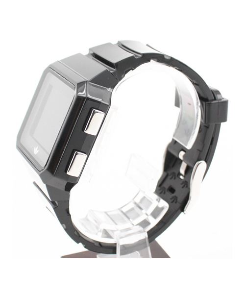 adidas Originals（アディダスオリジナルス）の「PEACH TREE RETRO（アナログ腕時計・メンズ・ホワイト/ブラック/ブルー/レッド・ﾌﾘ-）」の5枚目の写真