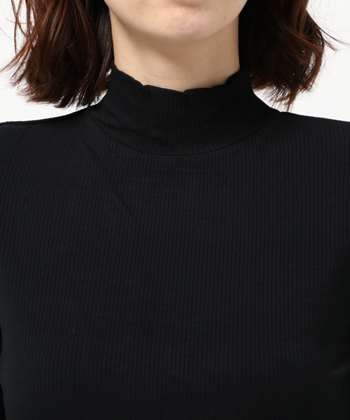 SLY（スライ）の「CUT RIB TURTLE TOPS（Tシャツ/カットソー・レディース・ブラック/イエロー系その他/トップグレー/ワインレッド・1/2）」の8枚目の写真