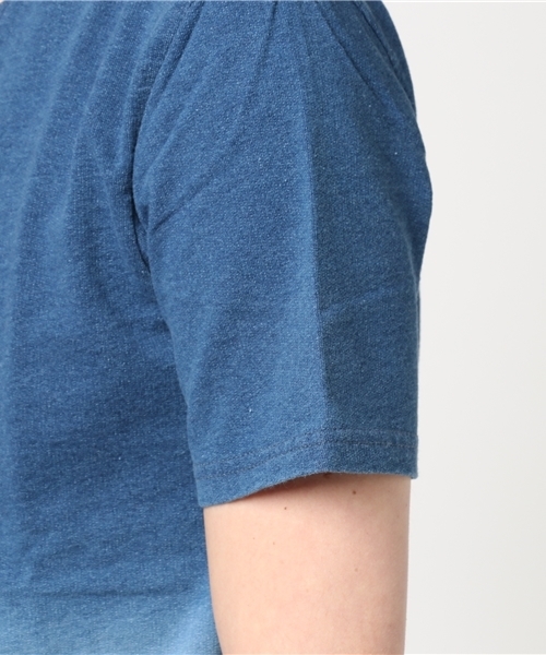 VENCEEXCHANGE（ヴァンスエクスチェンジ）の「インディゴグラデーションＴシャツ（Tシャツ/カットソー・メンズ・ブルー/ネイビー・MEDIUM/LARGE）」の6枚目の写真