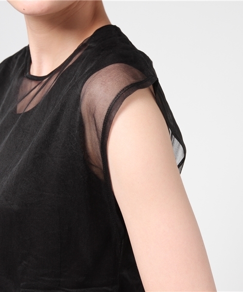 min@RNA（ミンアットアールエヌエー）の「M0354 透けレイヤードノースリ（タンクトップ・レディース・キナリ/グレー/ブラック・MEDIUM）」の8枚目の写真