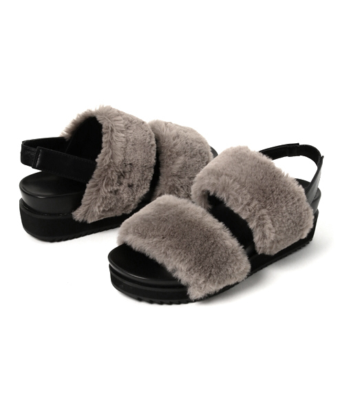 WEGO（ウィゴー）の「WEGO/ダブルベルトファーサンダル（サンダル・レディース・グレー/ブラック/ワイン/キャメル・MEDIUM/LARGE）」の11枚目の写真