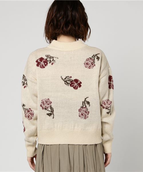 earth music&ecology(アースミュージックアンドエコロジー)の「・花柄ジャガードニットプルオーバー(ニット/セーター・レディース・ブラック/ピンク/アイボリー・FREE)」の4枚目の写真