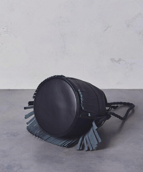 J&M Davidson（ジェイアンドエムデヴィッドソン）の「＜J&M DAVIDSON（ジェイアンドエム デヴィッドソン）＞CARNIVAL M スタッズ バッグ■■■（ショルダーバッグ・レディース・オフホワイト/ブラック・FREE）」の19枚目の写真