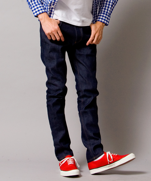 BEAUTY&YOUTH UNITED ARROWS（ビューティーアンドユースユナイテッドアローズ）の「by ∴ ストレッチ /デニム スキニー テーパードパンツ◆（デニムパンツ・メンズ・ネイビー・SMALL/MEDIUM/LARGE/X-LARGE）」の2枚目の写真