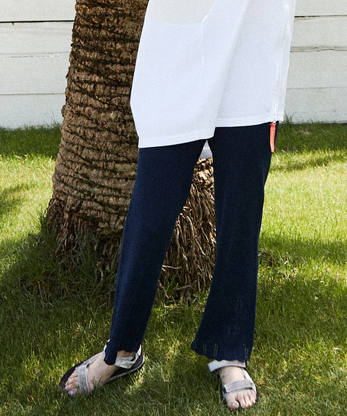 BEAUTY&YOUTH UNITED ARROWS(ビューティーアンドユースユナイテッドアローズ)の「BY クロシェニットパンツ ◆(その他パンツ・レディース・ネイビー/ワインレッド/オフホワイト・FREE)」の3枚目の写真