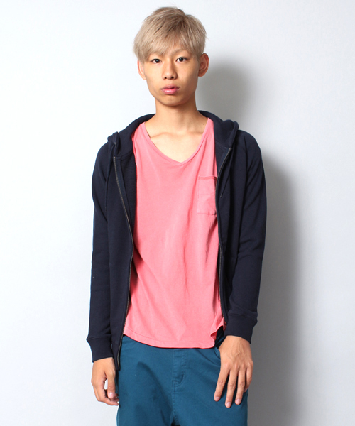 WEGO（ウィゴー）の「WEGO/カラーZIPパーカー（パーカー・メンズ・ホワイト/ブラック/杢グレー/ブルー/ネイビー/イエロー/レッド/オレンジ/ダークグリーン/ワイン・SMALL/MEDIUM/LARGE）」の6枚目の写真