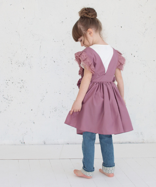 Rora（ローラ）の「コジー エプロン ドレス(2color)（エプロン・キッズ・ベージュ/ラベンダー・S/M）」の13枚目の写真