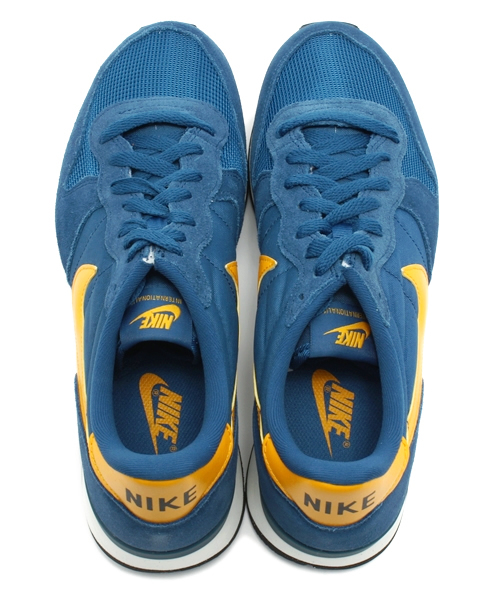 BEAMS(ビームス)の「NIKE / INTERNATIONALIST(スニーカー・メンズ・ブルー・27.5cm/27.0cm/26.5cm/26.0cm/28.5cm/28.0cm)」の7枚目の写真