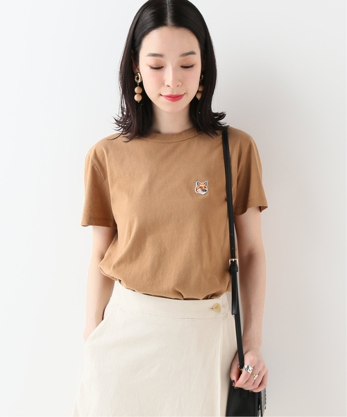 SLOBE IENA(スローブイエナ)の「MAISON KITSUNE HEAD PATCH Tシャツ(Tシャツ/カットソー・レディース・ベージュ/レッド・FREE)」の2枚目の写真