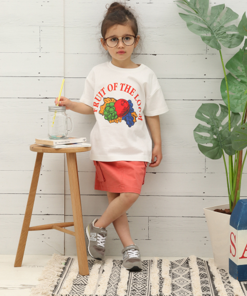 FRUIT OF THE LOOM（フルーツオブザルーム）の「【Fruit Of The Loom(フルーツオブザルーム)】別注ロゴS/S T(KIDS)（Tシャツ/カットソー・キッズ・ブルー/イエロー/ホワイト/ピンク・X-LARGE/XX-LARGE/SMALL/MEDIUM/LARGE）」の5枚目の写真