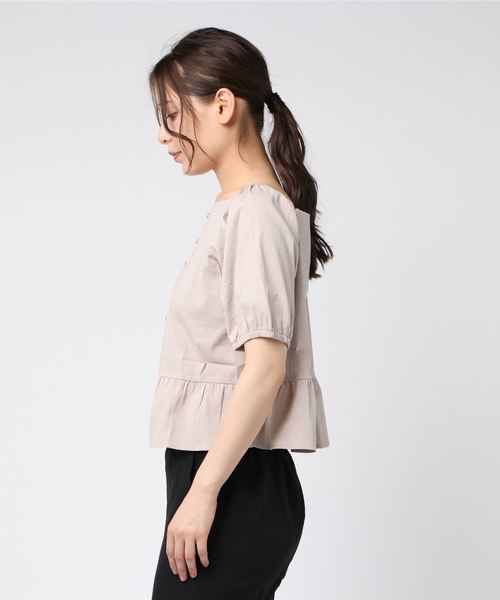 flower(フラワー)の「フェミニンネックブラウス2(シャツ/ブラウス・レディース・ベージュ/グリーン・FREE)」の3枚目の写真