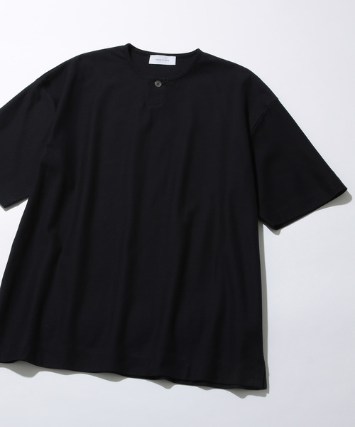 ADAM ET ROPE'(アダムエロペ)の「デラヴェゴールドツイル ヘンリーネックT(Tシャツ/カットソー・メンズ・ホワイト/チャコールグレー/ネイビー・M/L)」の3枚目の写真