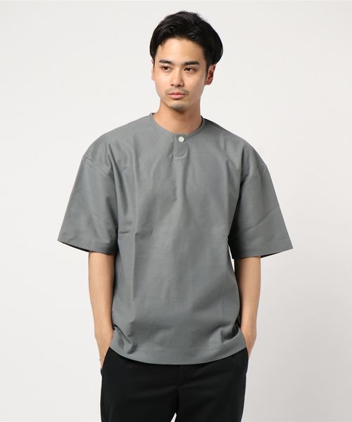 ADAM ET ROPE'(アダムエロペ)の「デラヴェゴールドツイル ヘンリーネックT(Tシャツ/カットソー・メンズ・ホワイト/チャコールグレー/ネイビー・M/L)」の8枚目の写真