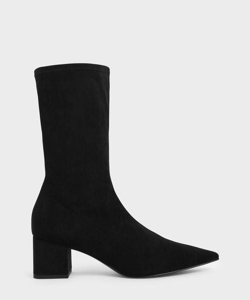 CHARLES & KEITH（チャールズ & キース）の「テクスチャード ポインテッドトゥヒールカーフブーツ / Textured Pointed Toe Heeled Calf Boots（ブーツ・レディース・ブラック/ブラウン・22.5cm/23cm/23.5cm/24.5cm/25cm/25.5cm）」の2枚目の写真