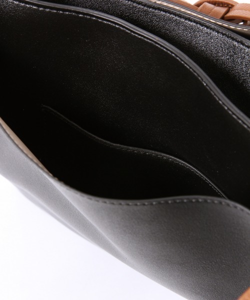 GLOBAL WORK（グローバルワーク）の「10ポケ肩掛けA4トート/861838（トートバッグ・レディース・ブラウン/ベージュ/オフホワイト/ブラック・FREE）」の11枚目の写真