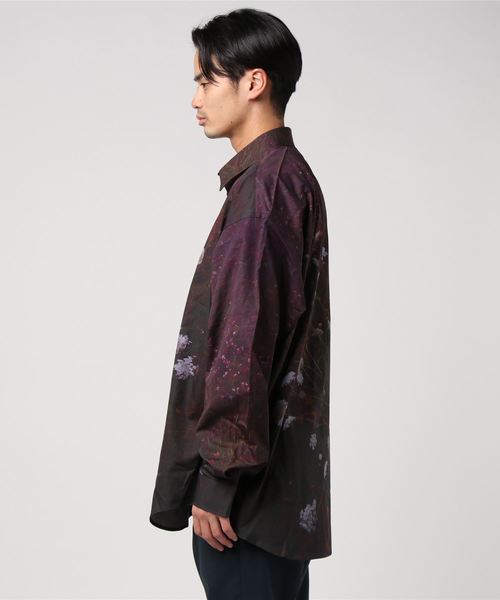 JOHN LAWRENCE SULLIVAN（ジョンローレンスサリバン）の「PHOTO PRINTED OVERSIZED SHIRT（シャツ/ブラウス・メンズ・パープル・46/48）」の2枚目の写真