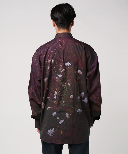 JOHN LAWRENCE SULLIVAN（ジョンローレンスサリバン）の「PHOTO PRINTED OVERSIZED SHIRT（シャツ/ブラウス・メンズ・パープル・46/48）」の3枚目の写真
