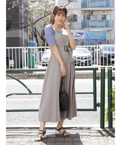 dazzlin（ダズリン）の「バックベルトデザインキャミワンピース（ワンピース・レディース・ベージュ/グレー/オフホワイト/インディゴブルー・SMALL/MEDIUM）」の21枚目の写真