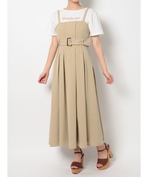 dazzlin（ダズリン）の「バックベルトデザインキャミワンピース（ワンピース・レディース・ベージュ/グレー/オフホワイト/インディゴブルー・SMALL/MEDIUM）」の17枚目の写真