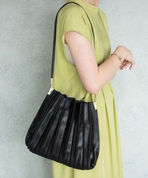 Aunt Marie's | AUNT MARIE'S フェイクレザープリーツトートバッグ(ポーチ付き)(トートバッグ)