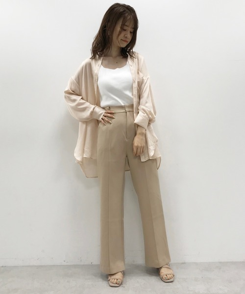 one after another NICE CLAUP（ワンアフターアナザーナイスクラップ）の「センタータックカラースラックス（スラックス・レディース・ベージュ/イエロー/ボルドー・SMALL/MEDIUM）」の4枚目の写真