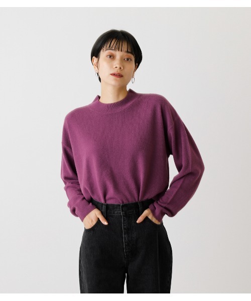 AZUL by moussy（アズールバイマウジー）の「トップス（ニット/セーター・レディース・オフホワイト/ブラック/ライトベージュ/パープル・SMALL/MEDIUM）」の4枚目の写真