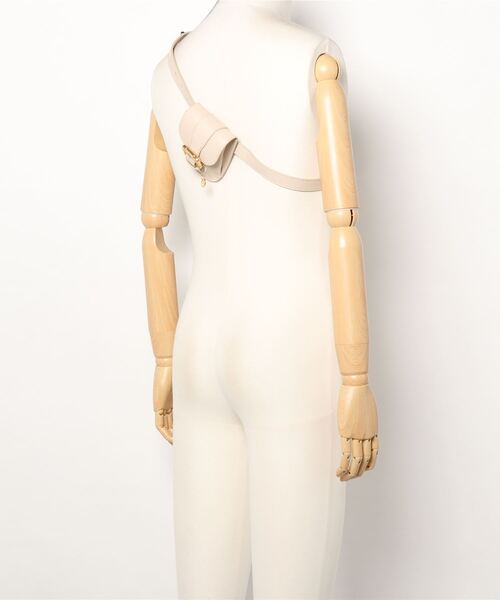 SEE BY CHLOE（シーバイクロエ）の「LESLY / ベルトバッグ　BELT BAG（ボディバッグ/ウエストポーチ・レディース・ベージュ・FREE）」の2枚目の写真