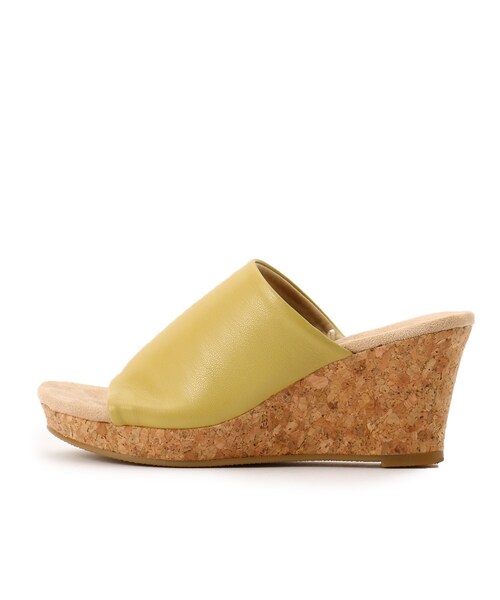 DRESKIP(ドレスキップ)の「◆やわらか素材まが~るサンダル(サンダル・レディース・ブラック/アイボリー/こしょう色系・35/45)」の9枚目の写真