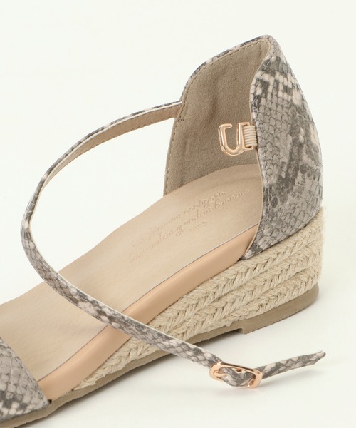 ikka（イッカ）の「ワンストラップサンダル（サンダル・レディース・ブラック/ベージュ/グレー・M/L）」の7枚目の写真