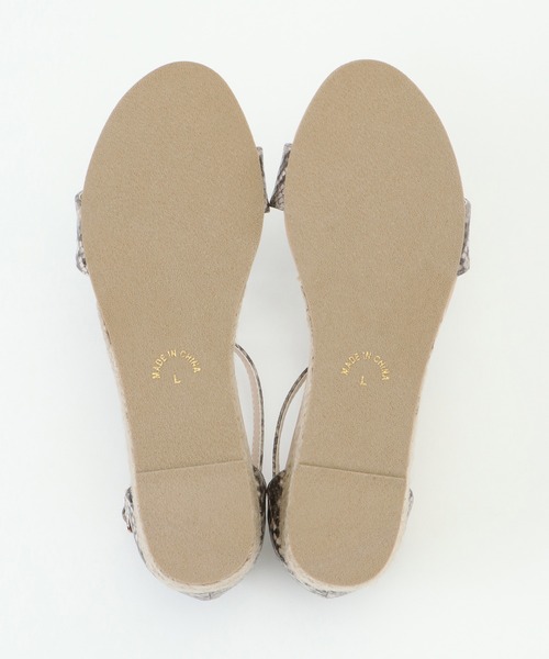 ikka（イッカ）の「ワンストラップサンダル（サンダル・レディース・ブラック/ベージュ/グレー・M/L）」の13枚目の写真