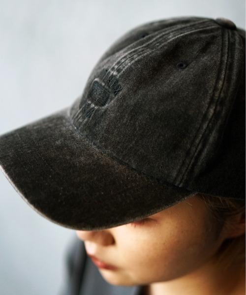 AVIREX（アヴィレックス）の「【WEB&DEPOT限定】ピグメント6パネルキャップ/ PIGMENT 6PANEL CAP（キャップ・レディース・ブラック/オレンジ/セージグリーン・FREE）」の4枚目の写真
