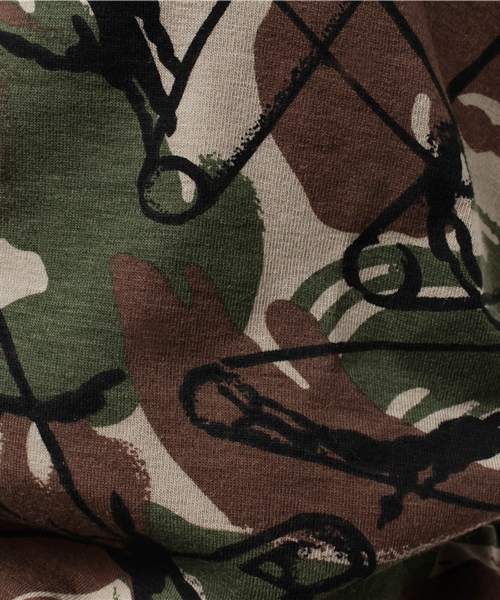 HYSTERIC GLAMOUR（ヒステリックグラマー）の「BRITISH PINS CAMO総柄 キャミソール（キャミソール・レディース・その他2・FREE）」の4枚目の写真