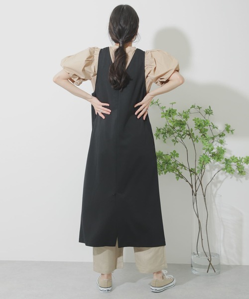 SENSE OF PLACE by URBAN RESEARCH（センスオブプレイスバイアーバンリサーチ）の「ボリュームスリーブドッキングトップ（Tシャツ/カットソー・レディース・オフホワイト/ベージュ/ブラック・ONE）」の11枚目の写真