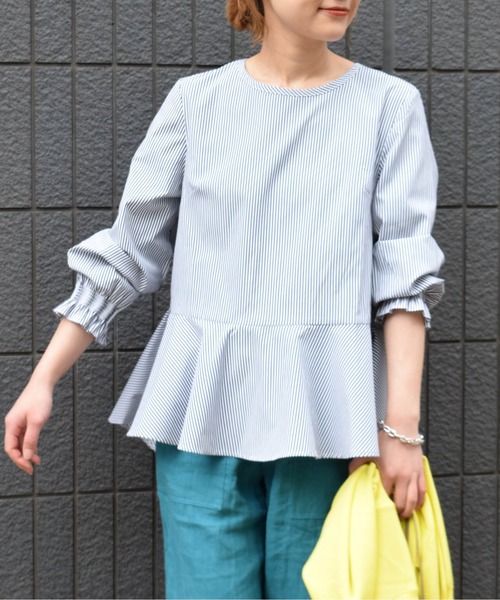 PICCIN(ピッチン)の「袖シャーリング裾フレアブラウス(シャツ/ブラウス・レディース・ブラック/ブルー/ブラック系その他/ブルー系その他・M)」の5枚目の写真