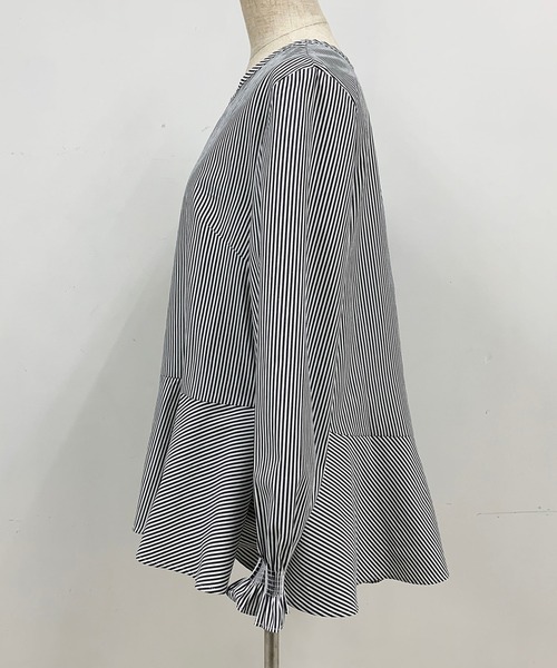 PICCIN(ピッチン)の「袖シャーリング裾フレアブラウス(シャツ/ブラウス・レディース・ブラック/ブルー/ブラック系その他/ブルー系その他・M)」の19枚目の写真