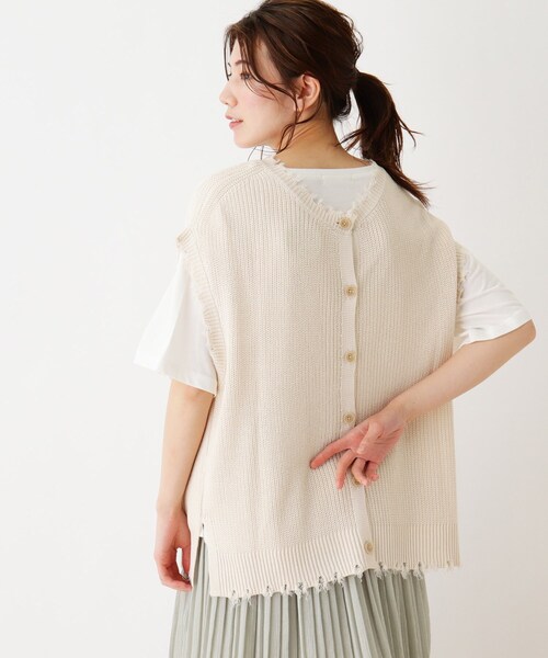 SHOO・LA・RUE(シューラルー)の「◆【2点セット】ダメージ前後2WAYニットベストセット(ベスト・レディース・ライトグリーン/アイボリー・02/03)」の7枚目の写真