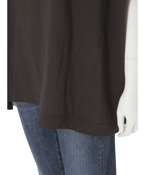 Ungrid(アングリッド)の「ルーズノースリトップス(Tシャツ/カットソー・レディース・チャコールグレー/レッド/オフホワイト・FREE)」の19枚目の写真