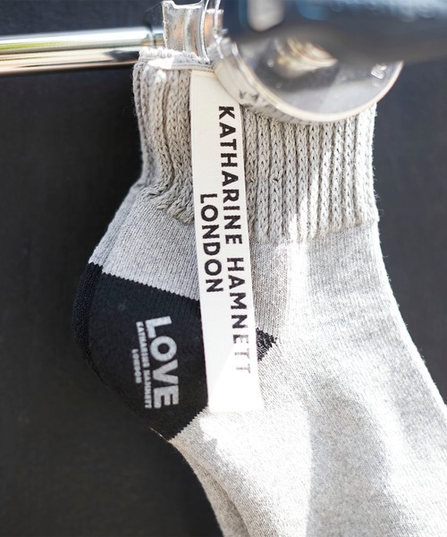 KATHARINE HAMNETT LONDON （キャサリンハムネットロンドン）の「KATHARINE HAMNETT LONDON/キャサリンハムネットロンドン Recover ribbon short socks（ソックス/靴下・メンズ・ブラック/グレー・FREE/25-27CM）」の9枚目の写真