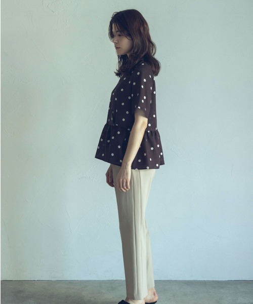 kaene（カエン）の「ドットプリントカシュクールブラウス（シャツ/ブラウス・レディース・ブラック/ブラウン・FREE）」の4枚目の写真