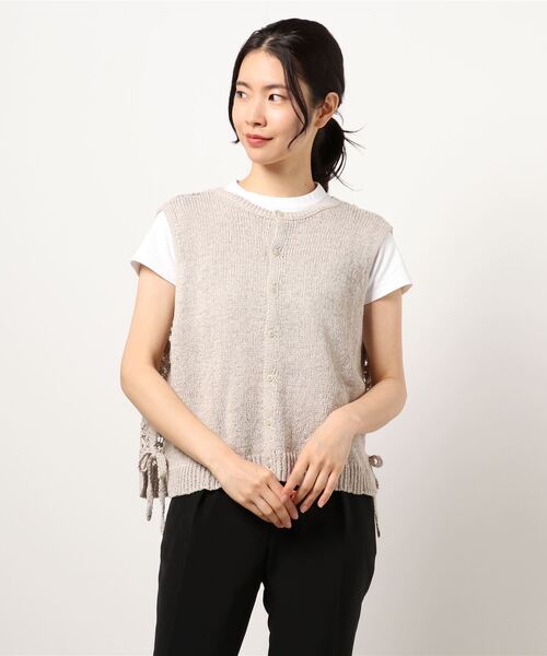 Samansa Mos2(サマンサ モスモス)の「テープヤーン前後着ベスト(ベスト・レディース・ブラック/ベージュ/オフホワイト・フリ-)」の6枚目の写真