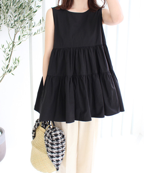 MODE ROBE（モードローブ）の「ティアードフレアノースリーブ（Tシャツ/カットソー・レディース・ホワイト/ブラック/ミント・FREE）」の2枚目の写真