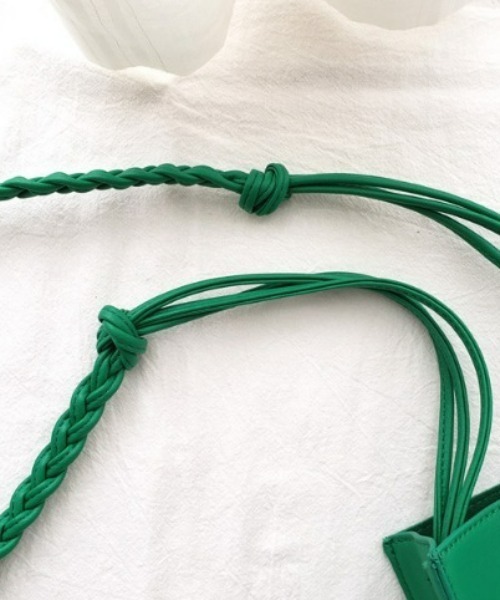 sakishimatokyo（サキシマトーキョー）の「スクエアポシェット（ショルダーバッグ・レディース・ホワイト/ブラック/グリーン・FREE）」の5枚目の写真