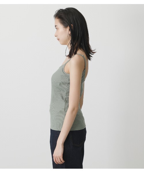 AZUL by moussy（アズールバイマウジー）の「BASIC BACK OPEN CAMISOLE/ベーシックバックオープンキャミソール（キャミソール・レディース・ホワイト/カーキ/ライトベージュ/ブラック・SMALL/MEDIUM）」の20枚目の写真