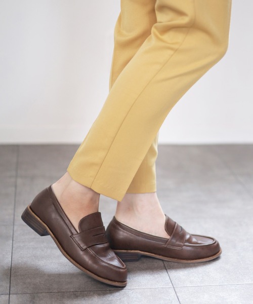 SESTO（セスト）の「レザーピースのアンティークコインローファーパンプス（ローファー・レディース・ブラック/ダークブラウン・22.5cm/23.5cm/24.5cm/23.0cm/24.0cm/25.0cm）」の21枚目の写真