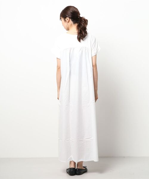 Riberry（リベリー）の「バック切替ワンピース（ワンピース・レディース・ブラック/ベージュ/ブラウン/オフホワイト/キャメル・MEDIUM）」の22枚目の写真