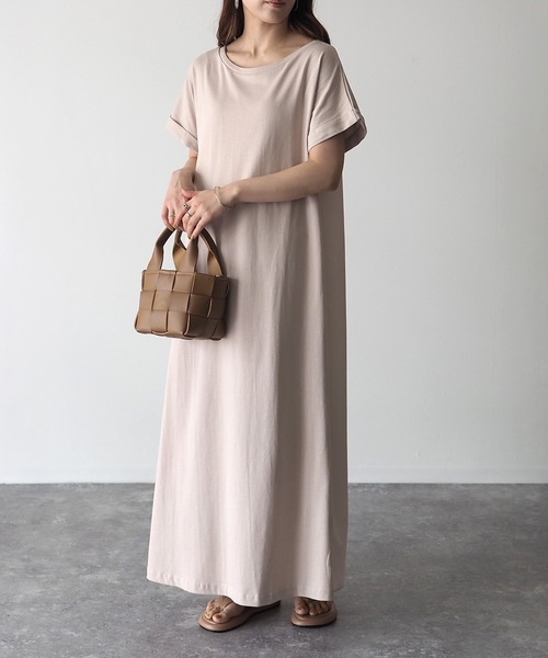 Riberry（リベリー）の「バック切替ワンピース（ワンピース・レディース・ブラック/ベージュ/ブラウン/オフホワイト/キャメル・MEDIUM）」の12枚目の写真