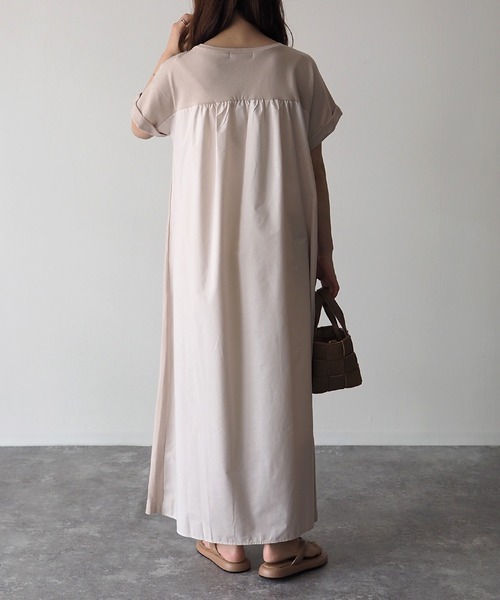 Riberry（リベリー）の「バック切替ワンピース（ワンピース・レディース・ブラック/ベージュ/ブラウン/オフホワイト/キャメル・MEDIUM）」の11枚目の写真