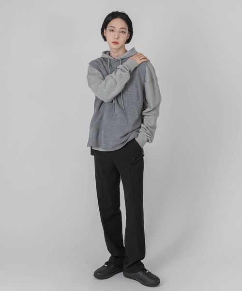 FOLLOWIN(フォロウィン)の「【UNISEX】ボタンディテールセミワイドストレートパンツスラックス(スラックス・レディース・ライトグレー/ブラック/チャコール・SMALL/MEDIUM/LARGE)」の7枚目の写真